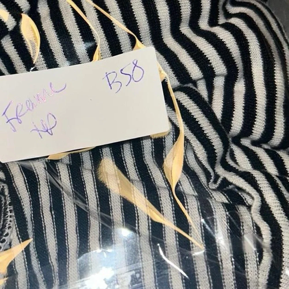Frame Denim Black and White Striped Long Sleeve Tee - Picture 9 of 9